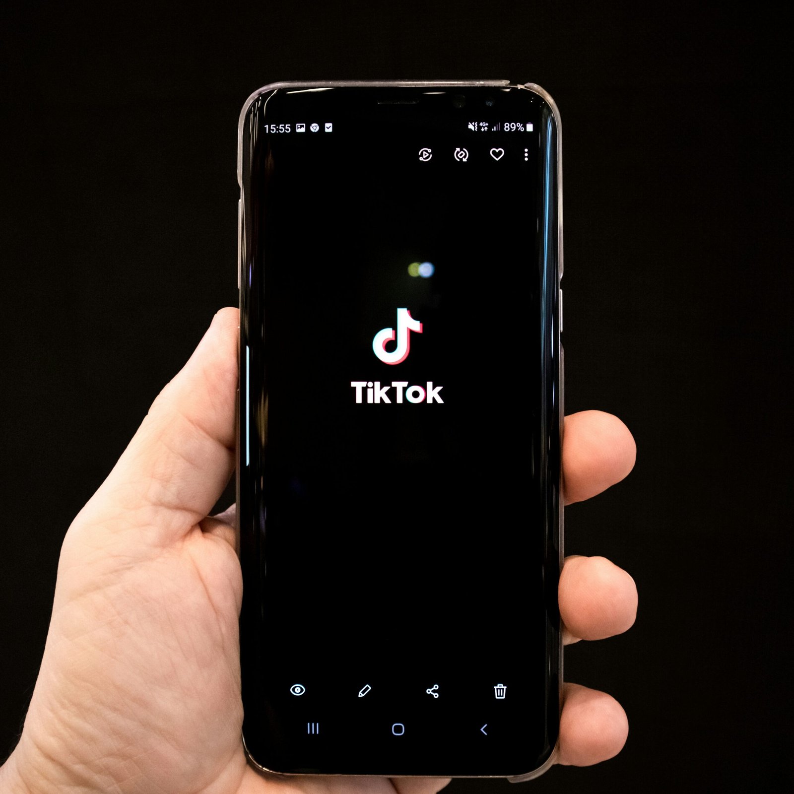 TikTok Storytelling Strategy: How to Create Viral Content
